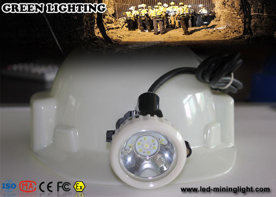 Berburu Luar Ruangan 156LUM led headlamp isi ulang Super Bright dengan Li ion Battery