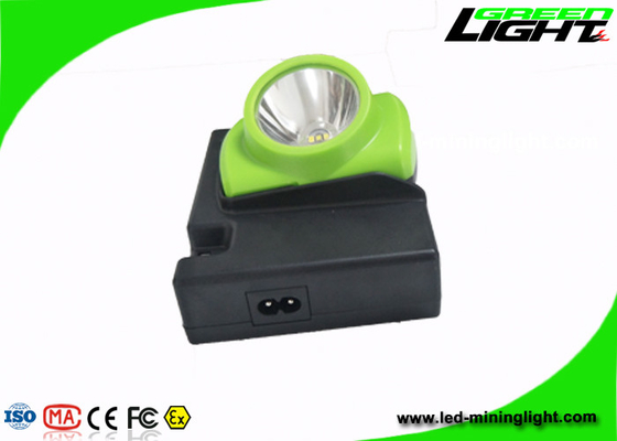 Warna Hijau 15000lux Lampu Depan LED Isi Ulang 6.4Ah Kapasitas Baterai lampu tutup tanpa kabel Lampu SOS Untuk Keselamatan Penambang