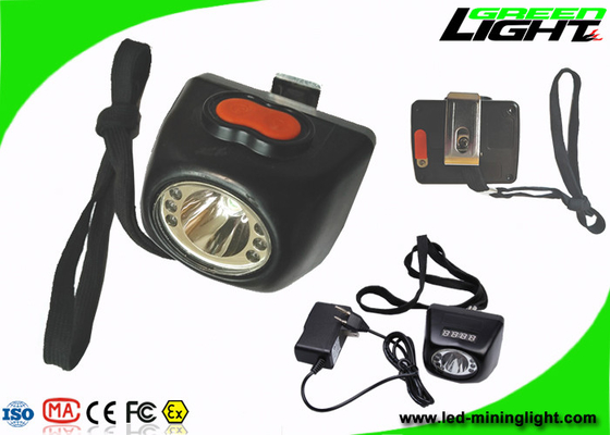 Lampu Tambang Tanpa Kabel Terintegrasi CREE LED 5.7Ah 8000lux Lampu Helm Layar Digital