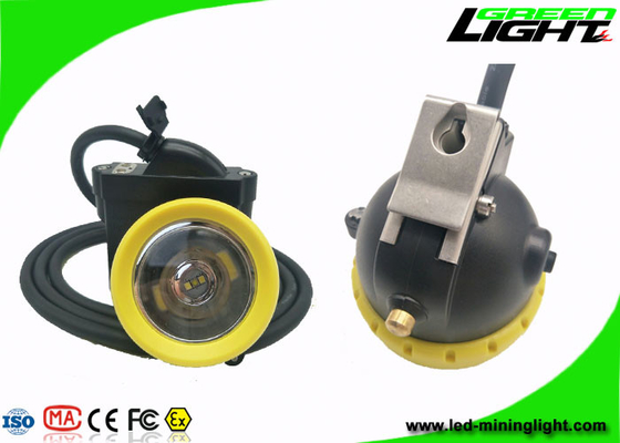 Lampu Led Isi Ulang Daya Tinggi 10000lux 7.8Ah Baterai 18 jam Waktu Kerja