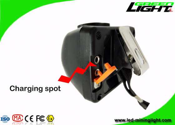 IP68 Waterproof 5.7Ah Cordless Mining Lights 8000lux Bahan PC Baterai Lithium Ion