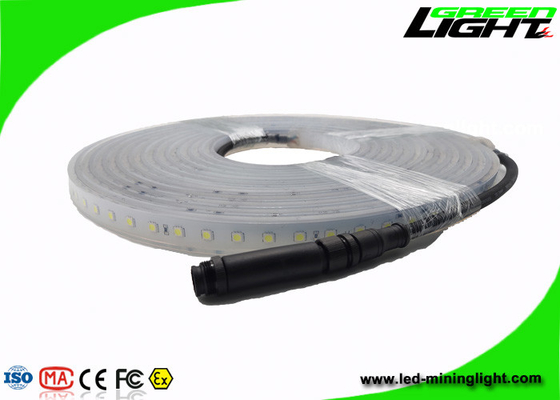 Lampu Strip Fleksibel LED Tahan Air 6000k-6500k Dengan Perlindungan Pengaturan Tegangan