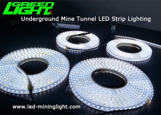 140 LED 24V Mengubah Warna Lampu Strip Led SMD2835 17W Silicon Gal IP68