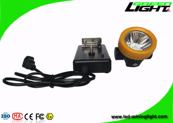 Lampu Tambang Tanpa Kabel Luar Ruangan Kapasitas Baterai 2.2Ah 50-60Hz Dengan Pengisi Daya Lampu