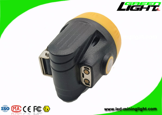 Ringan 1.1W 143lum Lampu Helm LED Cordless 3.8AH Dengan Pengisi Daya USB