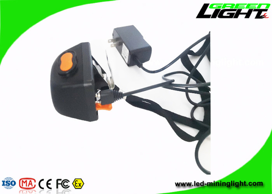 4.5Ah Lampu Tutup Penambangan Tanpa Kabel Isi Ulang 4000Lux 1.3W Dengan Layar Digital Tali Pengaman