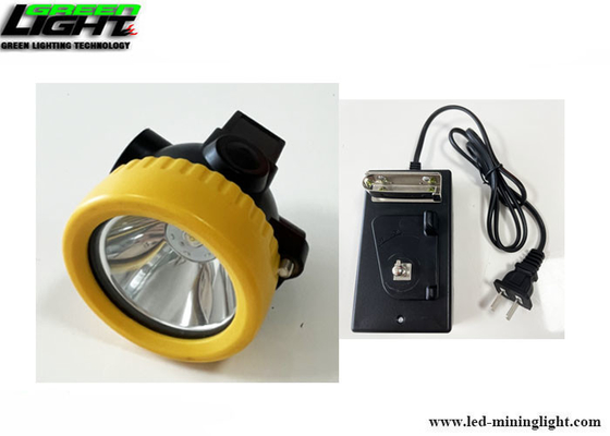 B02000 Lampu Tutup Penambang Keselamatan Isi Ulang dengan Pengisi Daya 4000lux 3.7V