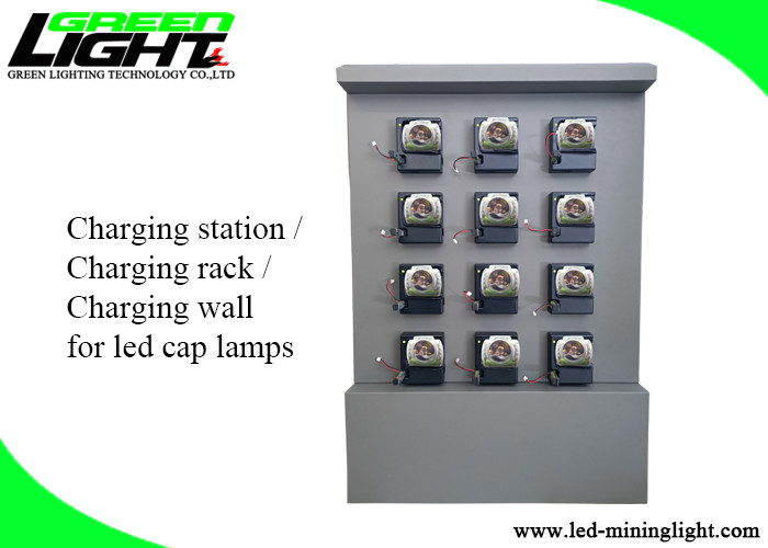 Stasiun Pengisi Daya Dinding Cap Lampu Keselamatan Tahan Lama 4.2V 2A 50Hz Sisi Ganda / Kontrol Tunggal