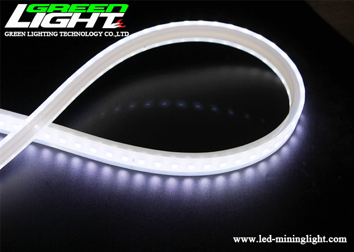 80CRI 65VAC LED Flexible Strip Lights 1100lum Warna Tunggal Untuk Darurat