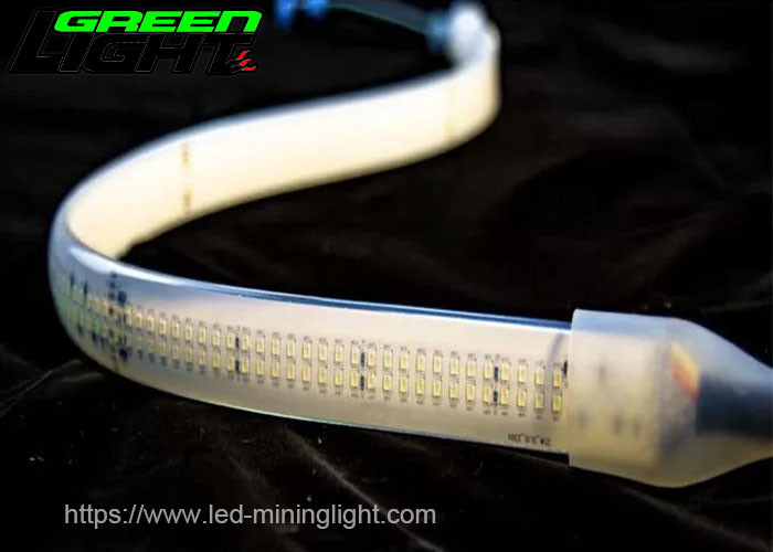 3100 Lumen IP68 Waterproof Silicone Led Strip Light 35W / M Epistar 6200K Untuk Terowongan Bawah Tanah